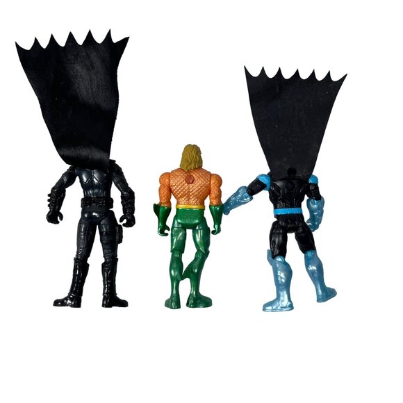 DC Comics Lot of 3 blue black Batman & Aqua man Action Figures Justice League 4" - Picture 4 of 7